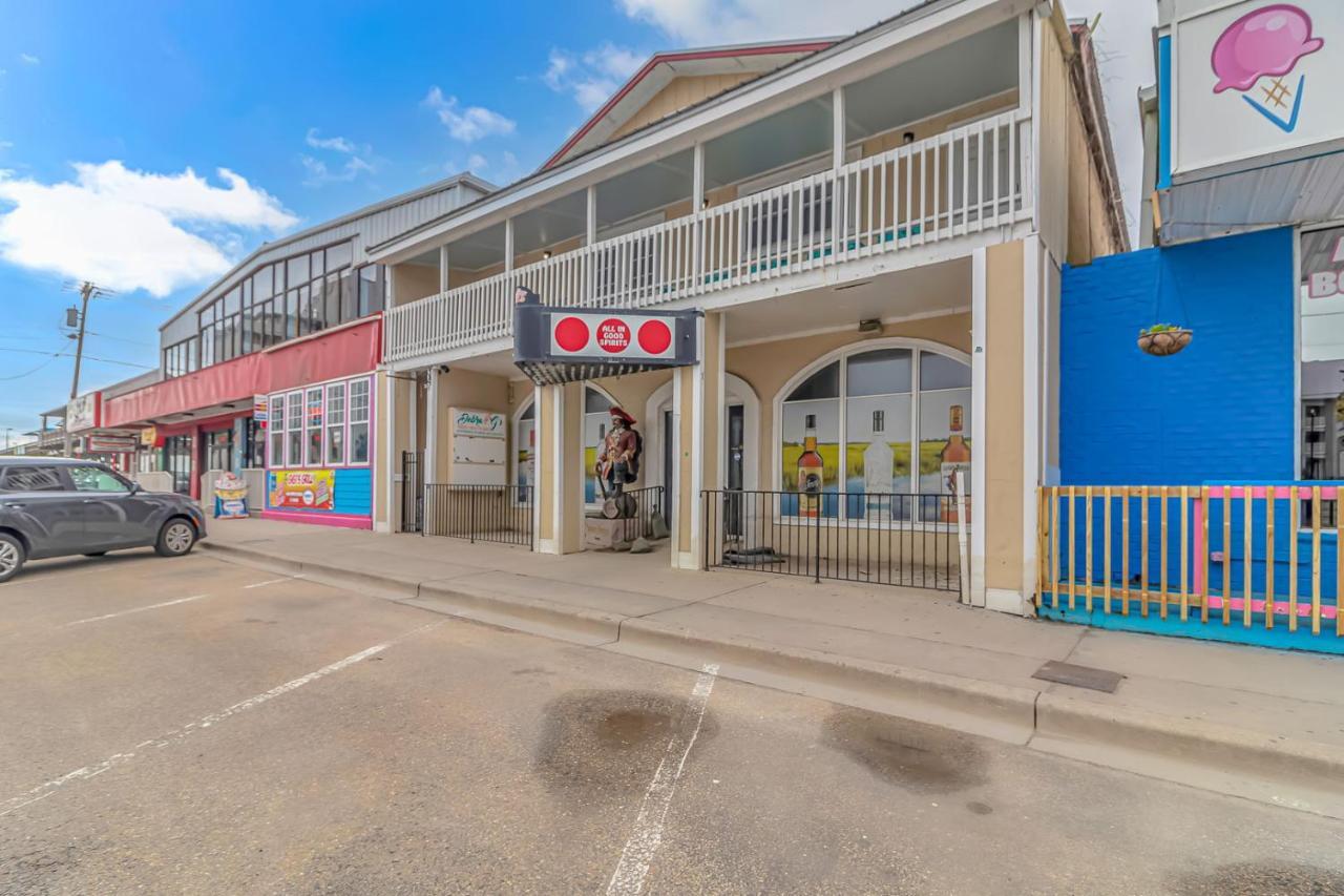 125 Atlantic Avenue Unit E - Pet Friendly! Walk To The Beach And Pier!1Br -1Ba - Sleeps 2-4 Guests! Myrtle Beach Exterior foto